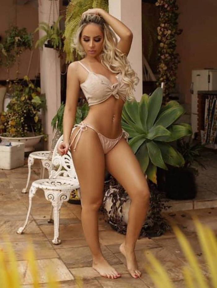 Modelo e empresária paranaense, Daiane Novais é musa do Atlético Sorocaba