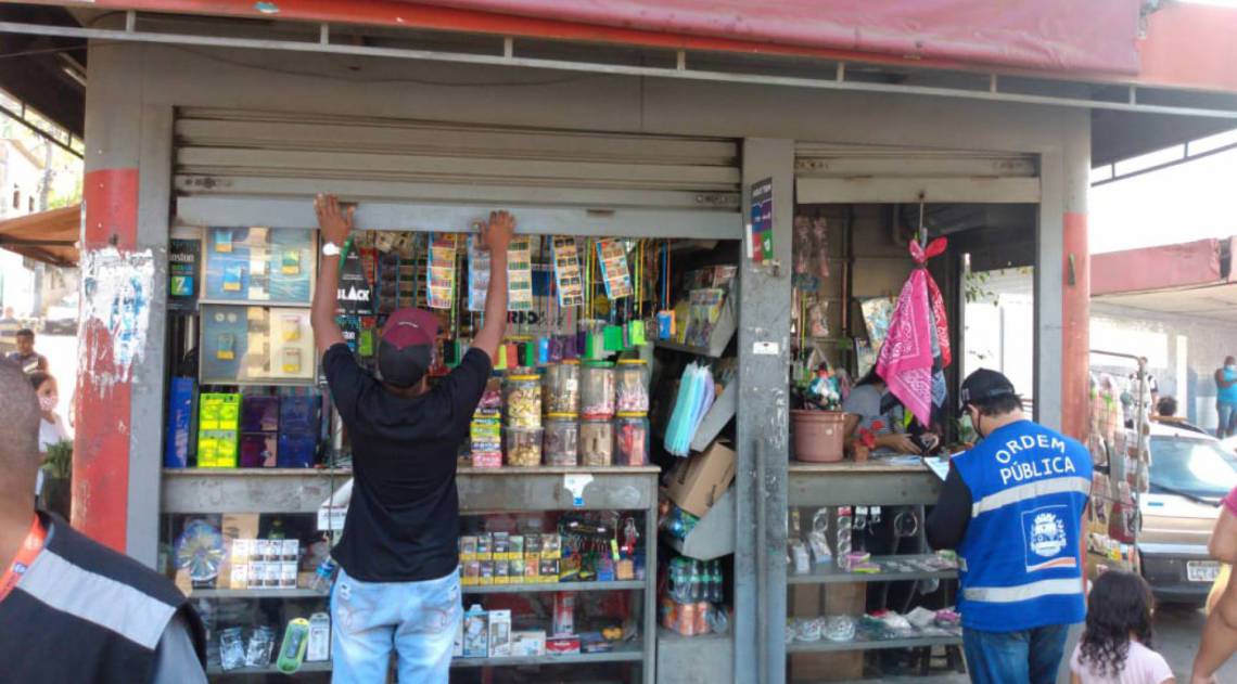 Fiscalização de comércio em Nova Iguaçu