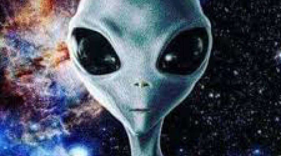 Ovni aparece no céu, deixa população em alvoroço e desaparece misteriosamente. Seriam ETs? - Reprodução