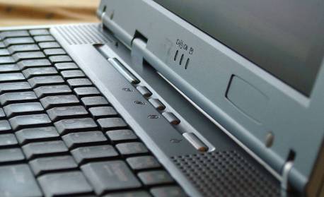 Lei que regulamenta teletrabalho é sancionada por Bolsonaro