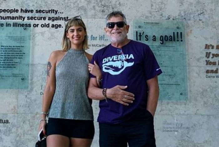 Carol Junger e José de Abreu estão noivos há mais de um ano - Reprodução/Instagram