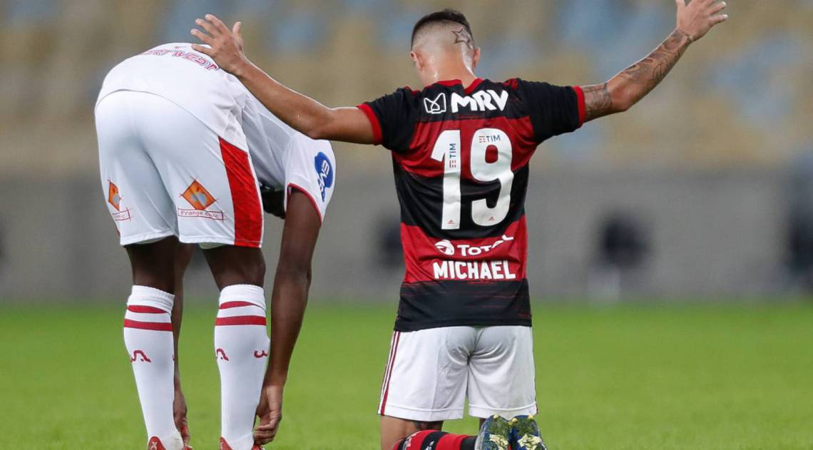 Jogo entre Flamengo e Bangu, no dia 18, não teve transmissão da TV - Gilvan de Souza