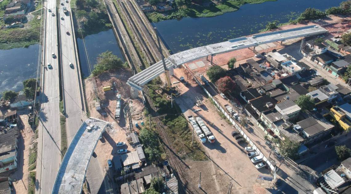 Concluída mais uma etapa da construção do Viaduto do Gramacho, em Duque de Caxias - Leonardo Pereira/SMO/Divulgação