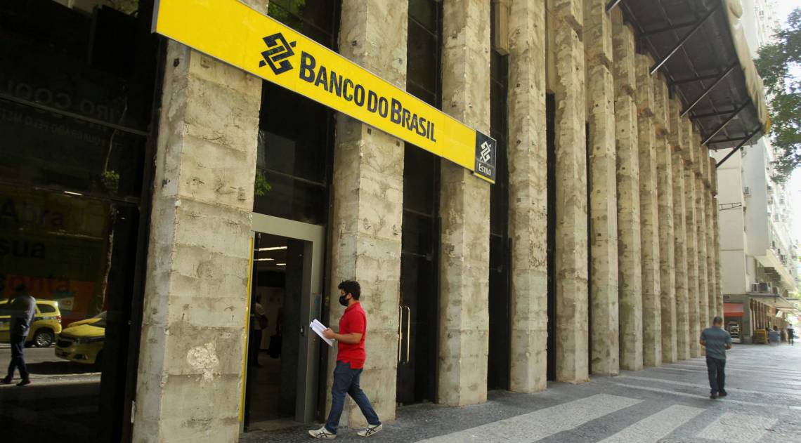 Em carta de ren&uacute;ncia, presidente do conselho do BB cita descaso e desrespeito
