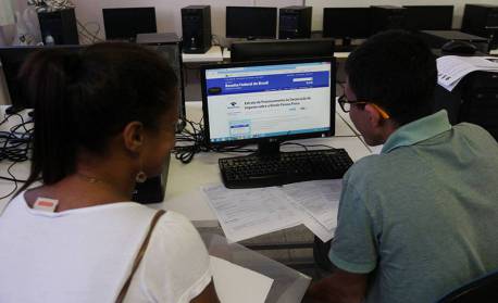 Universidades ajudam a fazer gratuitamente a declaração do Imposto de Renda