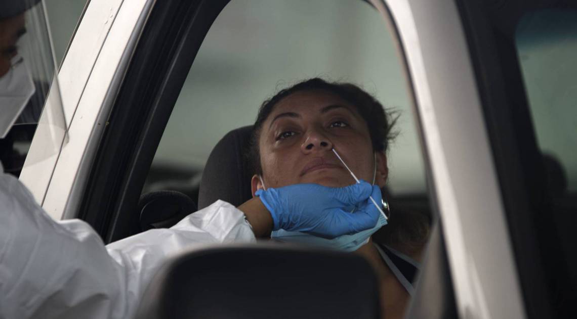 Novos casos de covid-19 aumentaram em 27 dos 50 estados norte-americanos em setembro - AFP