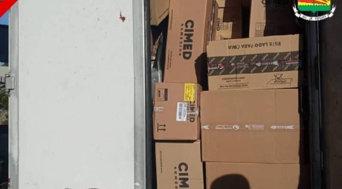 Bandidos assaltam caminhão e abandonam veículo após disparo de alarme . - Divulgação 21º BPM