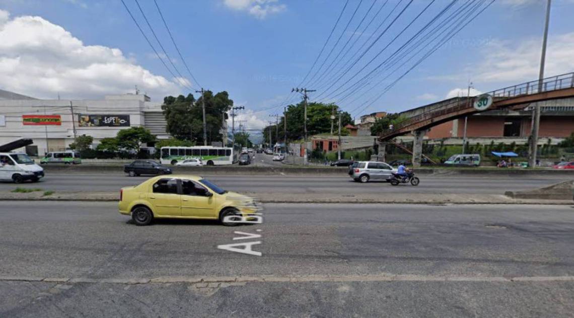 Veículo foi abordado na Rua Francisco Portela, próximo à Avenida Brasil - Reprodução/Google Street View