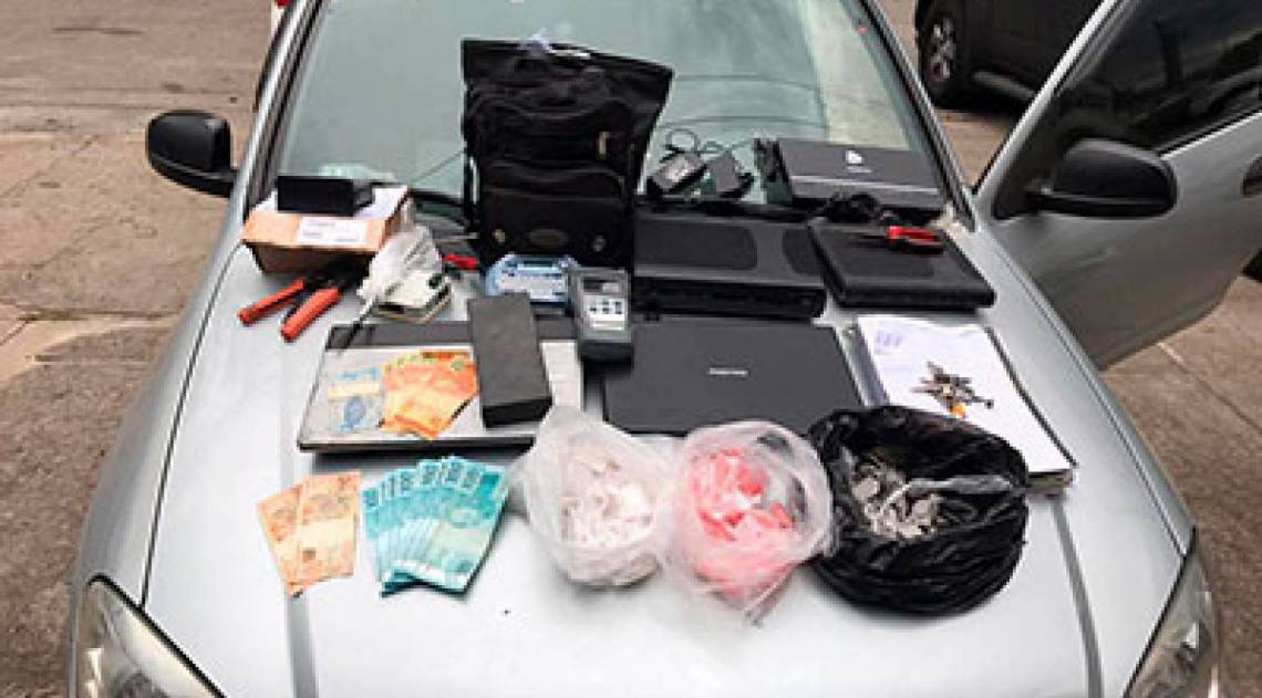 Ele usava a profissão para disfarçar a venda de entorpecentes - Divulgação/PM