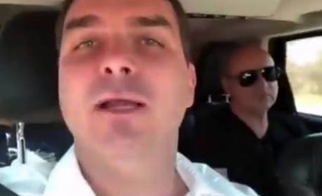 STJ decide que 'rachadinha' de Flávio Bolsonaro só será investigada se houver nova denúncia