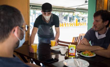 Sindicato de hotéis, bares e restaurantes lamentam o cancelamento da festa de Réveillon no Rio