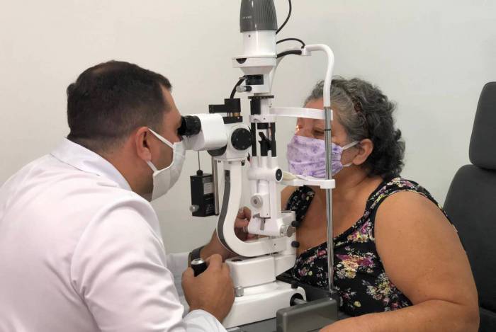 Segundo oftalmologistas, demora na cirurgia pode agravar o quadro da catarata de maneira irreversível e provocar complicações