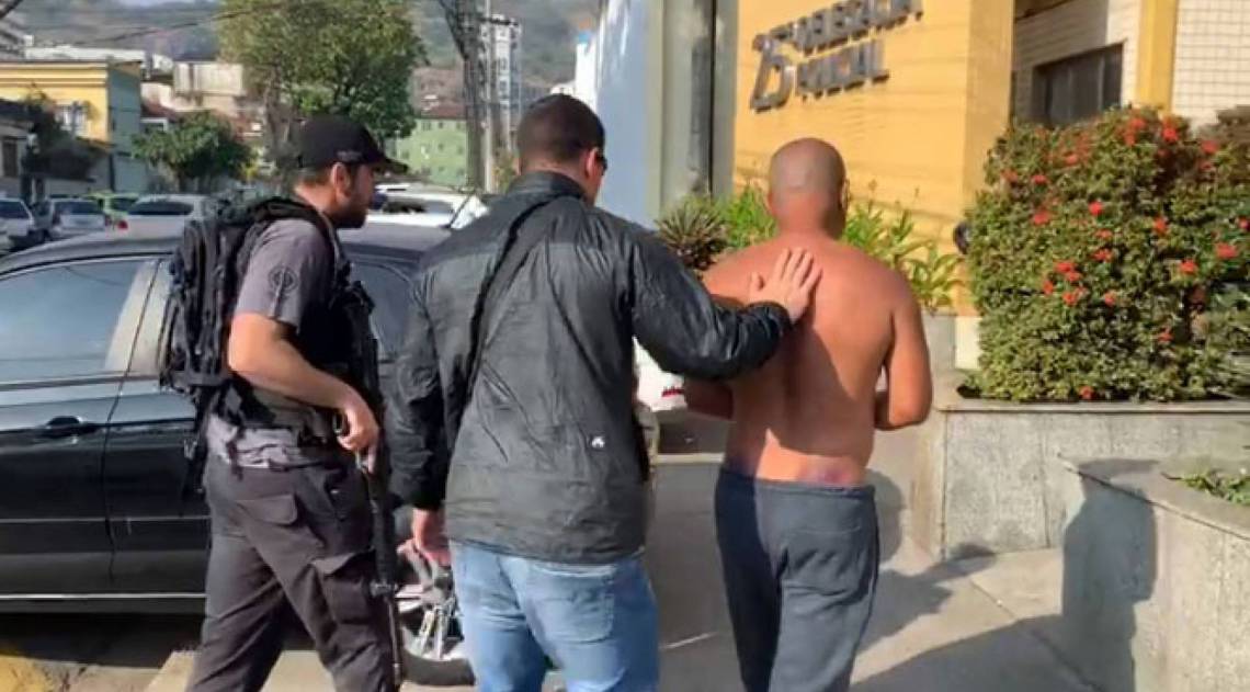 Wilton Gonçalves da Silva Júnior foi capturado por policiais da delegacia de Engenho de Dentro - Reprodução