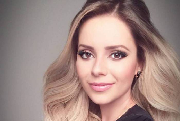 Sandy - Reprodução