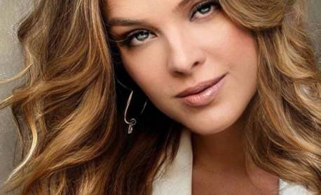 Leticia Birkheuer critica influencers em novelas: 'E o talento?'