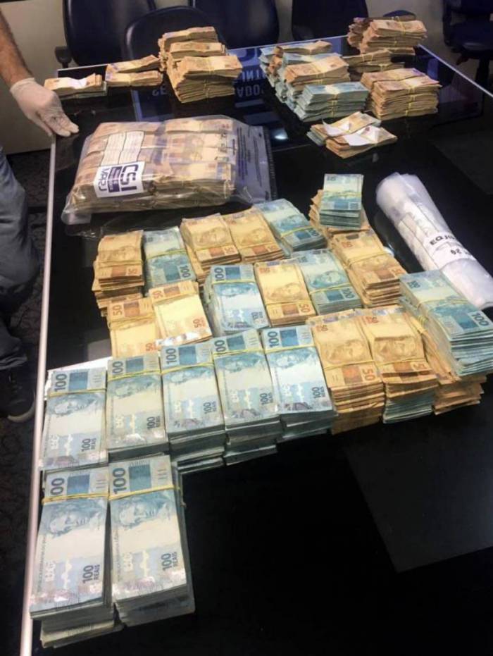 Valor encontrado com o ex-secretário Edmar Santos chega a R$ 8,5 milhões