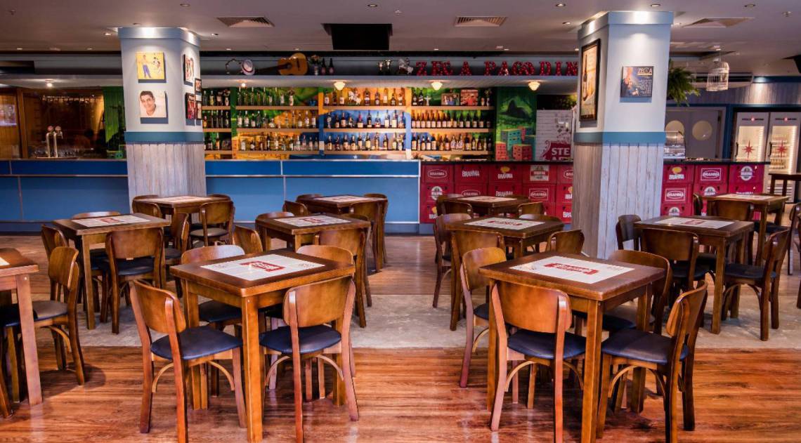 ZONA OESTE - BAR DO ZECA PAGODINHO - Instagram do estabelecimento, situado na Barra, comemora sucesso da programação virtual com lançamento de vídeo