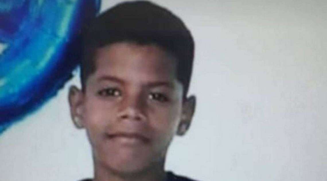 Kauã tinha apenas 11 anos e foi atingido na porta de casa - Reprodução
