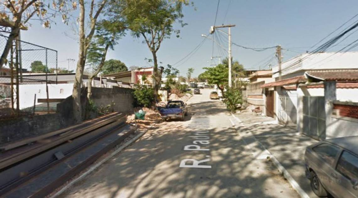 Corpos foram encontrados na Rua Padre CÃ­cero RomÃ£o, no bairro Pacheco, em SÃ£o GonÃ§alo - Google / ReproduÃ§Ã£o