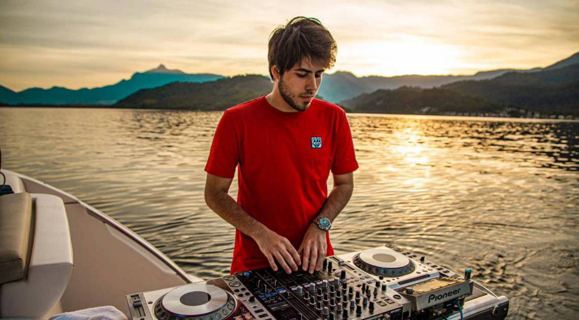 ZONA OESTE - JOVENS TALENTOS - Lucas Frota, DJ