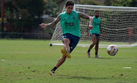 Pedro aumenta jejum de gols e permanece em má fase no Flamengo