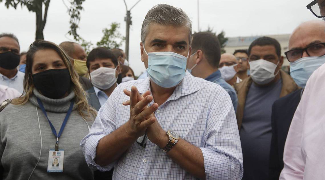 Rio de Janeiro - RJ  - 16/07/2020 - Geral - Prefeitura de Caxias assume Hospital Estadual Adao Pereira Nunes nesta quinta-feira  - A Prefeitura de Duque de Caxias vai assumir a administraçao do Hospital Estadual Adao Pereira Nunes (Hospital de Saracuruna), nesta quinta-feira, 16/07, atraves de um termo de cooperaçao tecnica entre a PMDC e o Governo do Estado - na foto, prefeito de Duque de Caxias, Washington Reis - Foto Reginaldo Pimenta / Agencia O Dia - Reginaldo Pimenta / Agencia O Dia