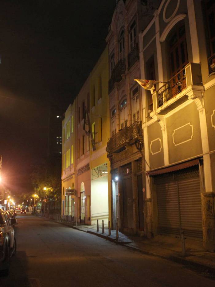 Estabelecimentos da Lapa fechados