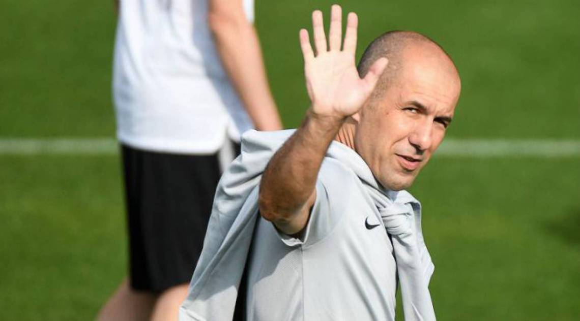 Leonardo Jardim teria proposta para comandar o Valencia, da Espanha - AFP