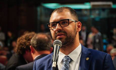 Alexandre Knoploch é inocentado por tiro no pé em Brasília