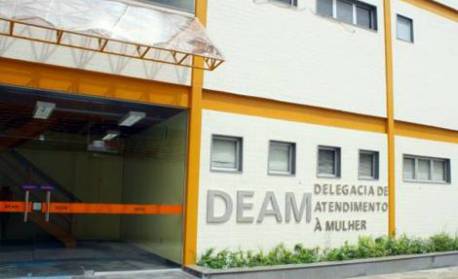 Câmara aprova PL que aumenta a pena mínima para feminicídio