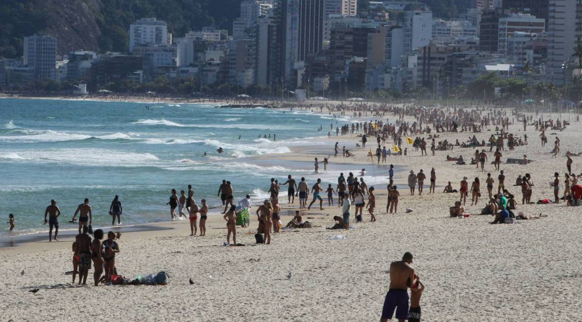 Movimenta&ccedil;&atilde;o nas praias durante a pandemia. Na foto, Ipanema