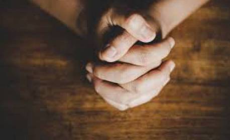 Conheça a poderosa oração de Santa Bárbara, a protetora das tempestades