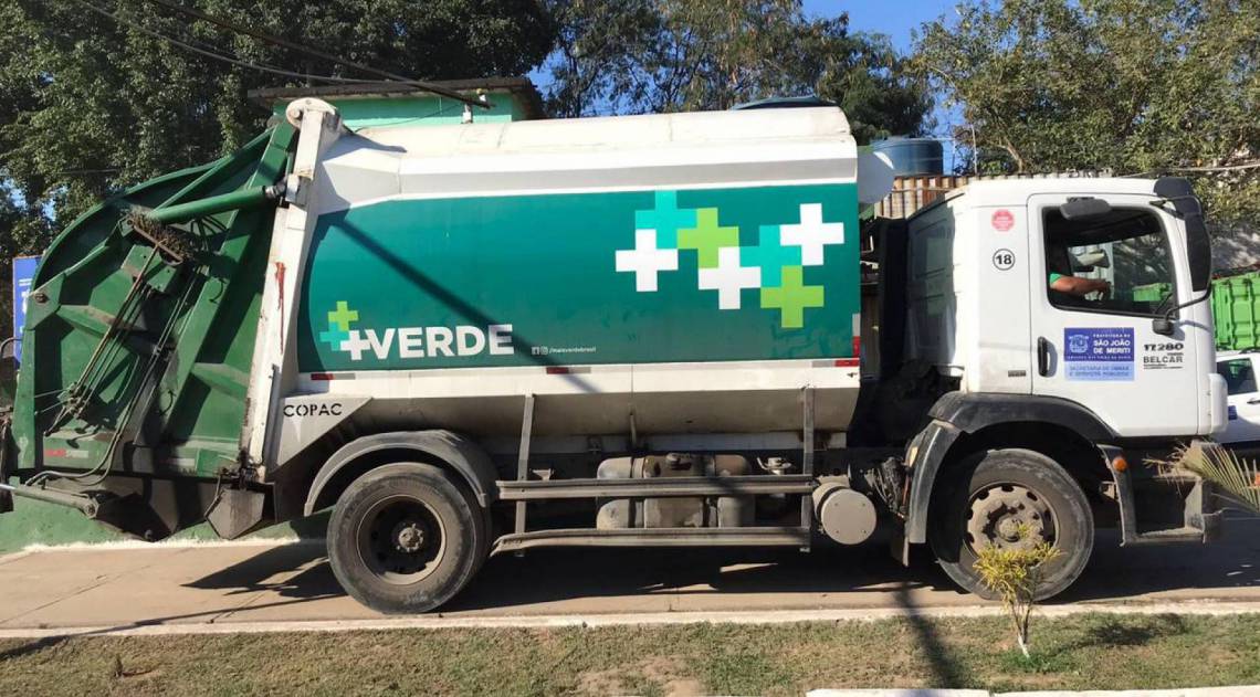 A Mais Verde é a nova marca que nasceu da união entre a Meriti Mais Verde, concessionária responsável pela gestão de lixo de Meriti, e a Verde Gestão Ambiental, empresa de serviços de mão de obra terceirizada e aluguel de veículos. - Reprodução