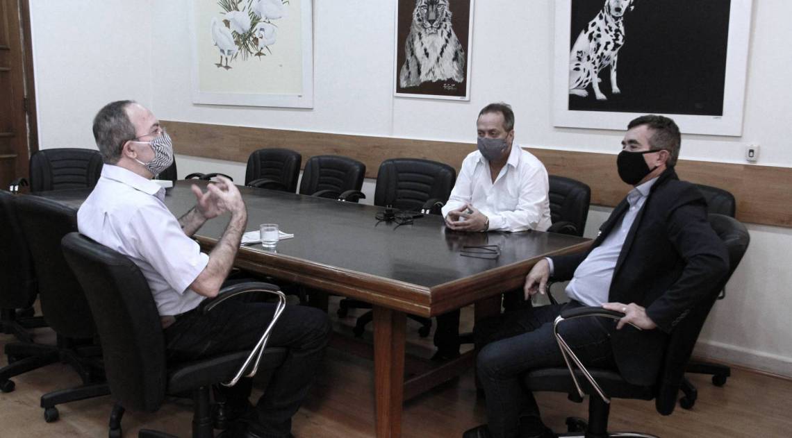 Fran&ccedil;a sugeriu est&aacute;gios em que alunos tenham a C&acirc;mara como mais um campo de aprendizado - Divulga&ccedil;&atilde;o / Sergio Gomes 