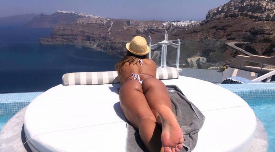 Ana Paula Evangelista curte f&eacute;rias na Gr&eacute;cia