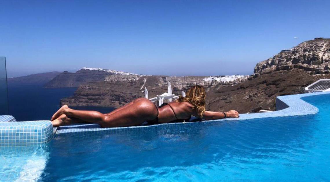 Ana Paula Evangelista curte f&eacute;rias na Gr&eacute;cia