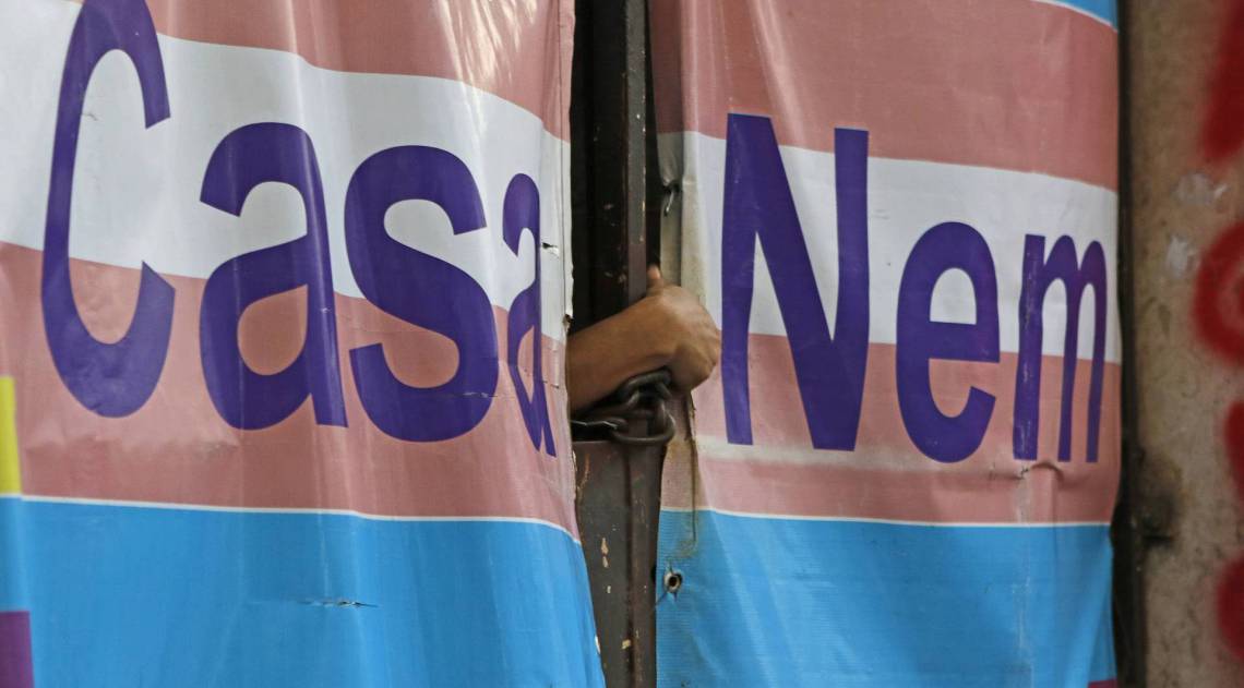 Reintegra&ccedil;&atilde;o de posse na Casa Nem, em Copacabana, Zona Sul do Rio - Reginaldo Pimenta / Ag&ecirc;ncia O Dia