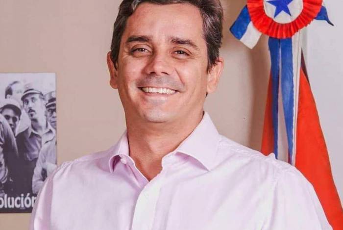 Quem n&atilde;o utilizar m&aacute;scara em lugares p&uacute;blicos poder&aacute; levar multa.