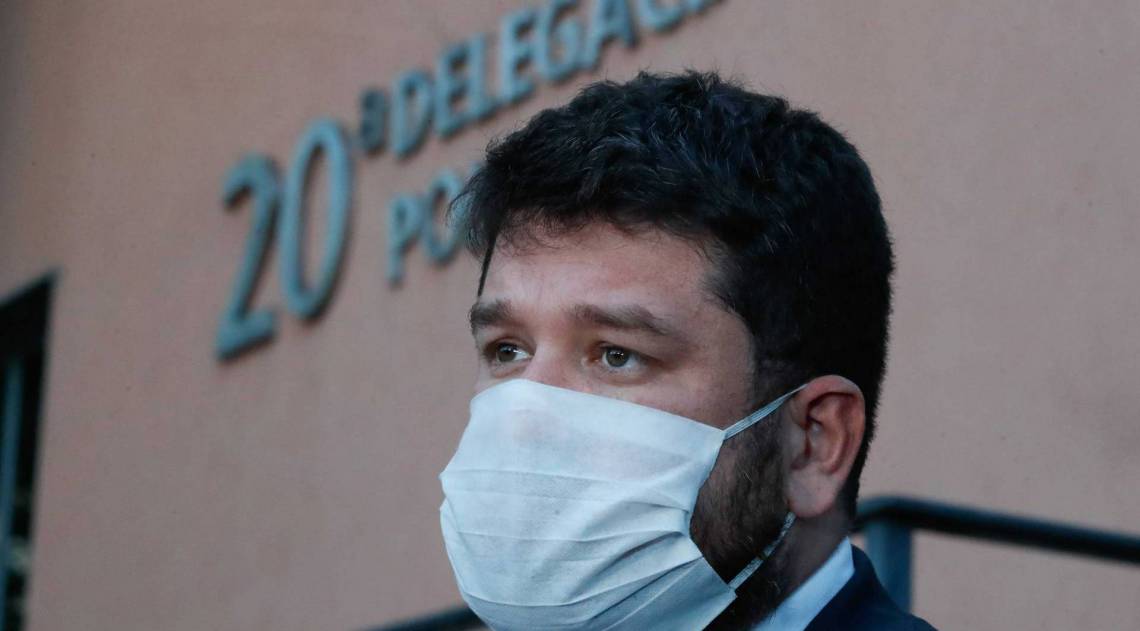 Segundo o delegado titular da 20&ordf; DP, Andr&eacute; Neves, ainda esta semana ser&atilde;o ouvidos funcion&aacute;rios da cl&iacute;nica onde foi realizado o procedimento e outras eventuais v&iacute;timas 
