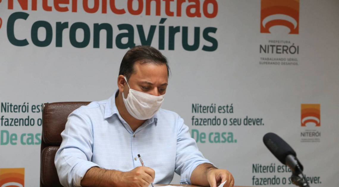 |Os 77 pacientes hospitalizados ocupam 26% dos leitos locais reservados exclusivamente para contaminados pelo vírus - Arquivo