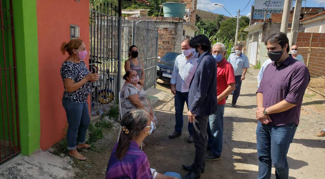 Nova rede de esgoto vai beneficiar dezenas de famílias no bairro Água limpa, em Volta Redonda