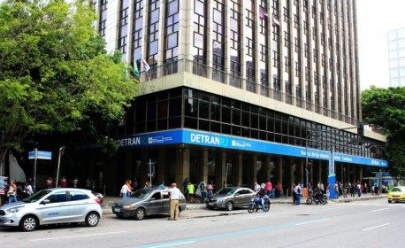 Detran-RJ: CRV e CRLV passam a ser digitais em janeiro