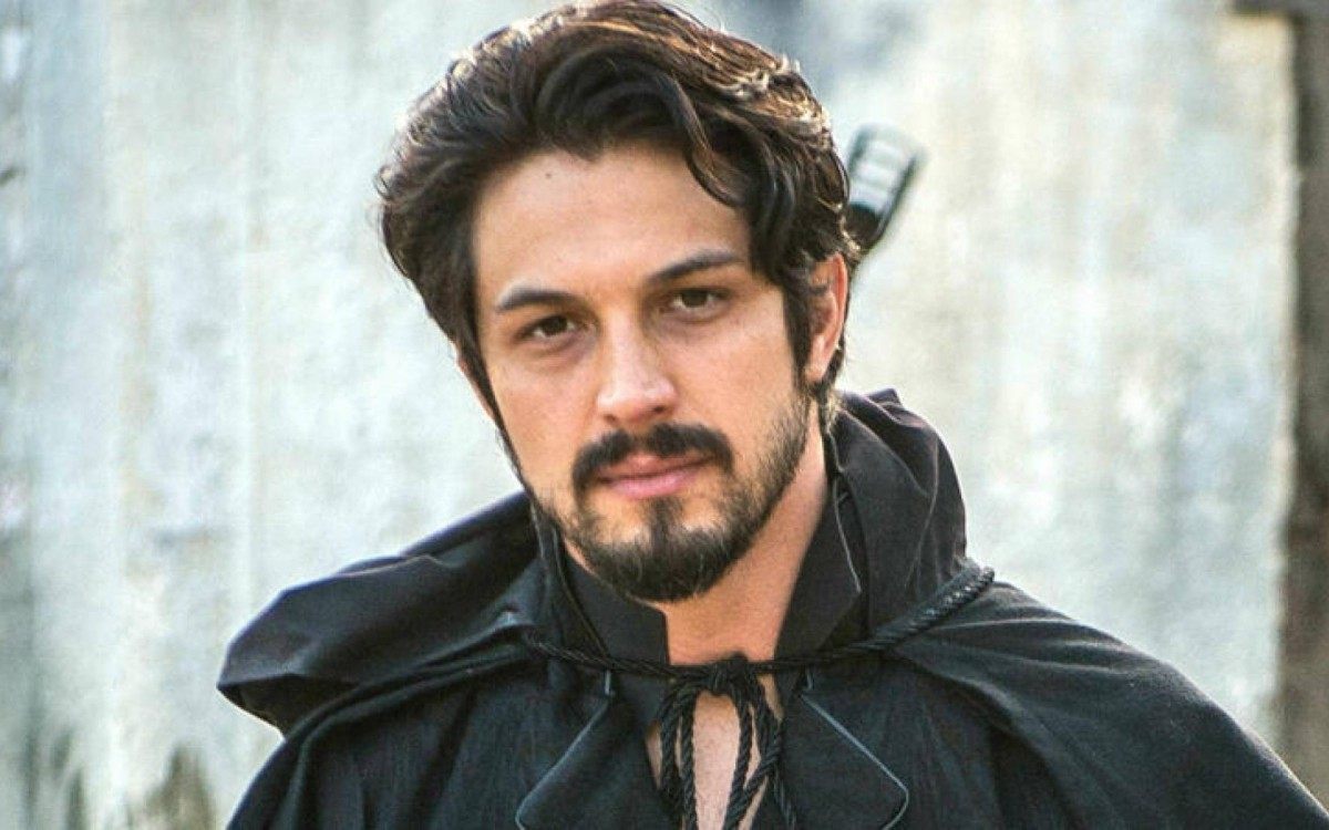 Chala&ccedil;a (Romulo Estrela) em Novo Mundo