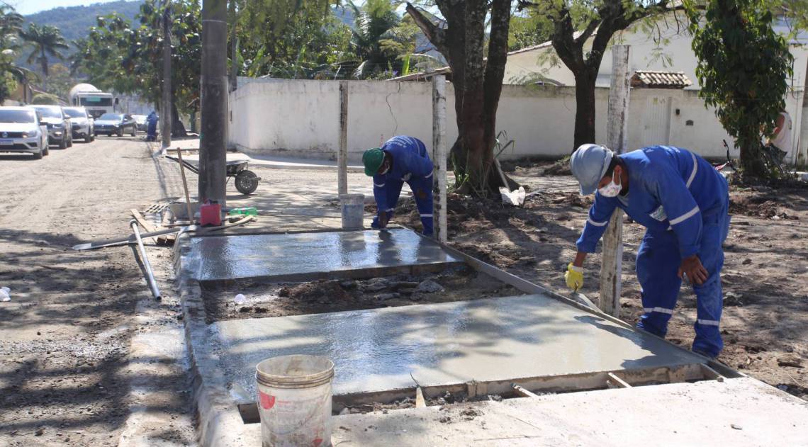 Serviço é uma antiga reivindicação dos moradores e deve acabar com os alagamentos causados por chuvas