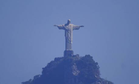 Franceses são detidos após invadirem o Cristo Redentor para ver o nascer do sol