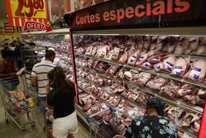 Pesquisa aponta que 89% dos consumidores acham que preços estão aumentando no Rio