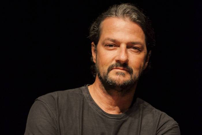 Marcelo Serrado se apresenta em show ao vivo na internet - Divulgação