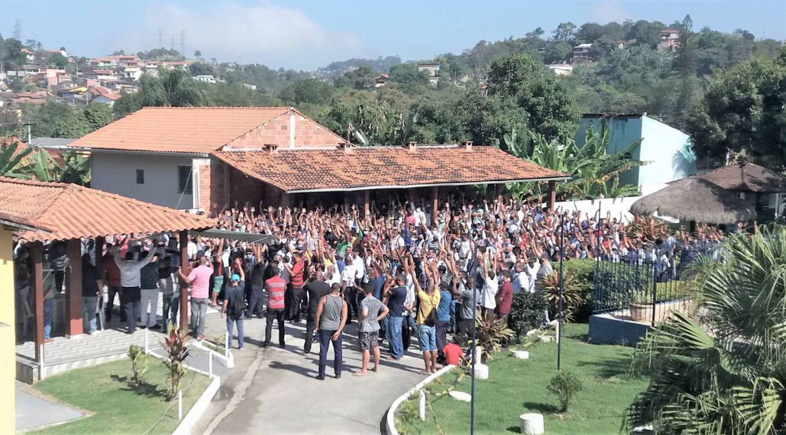 Votação na assembleia desta quarta-feira (12/08) - Divulgação / José Messias Xavier