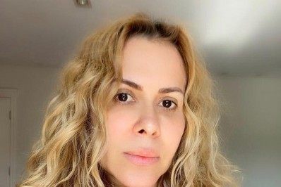 Joelma conta que recusou internação por covid-19: 'Entre morrer no hospital e aqui, morro aqui'