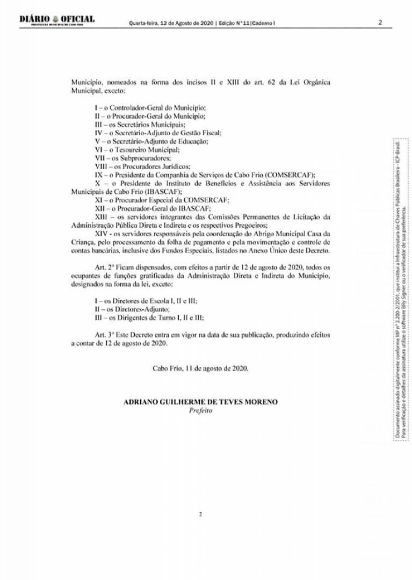 Decreto do Prefeito demitindo 1240 cargos comissionados 